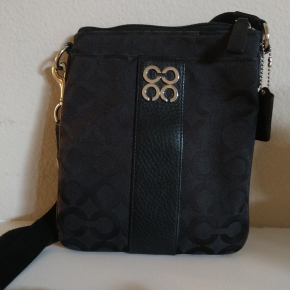 Coach Handbags - Coach Messanger Bag